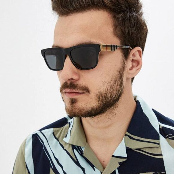 Burberry BE4293 380687 Sunglasses Black on Vintage Check Square Frame - Picture 1 of 10